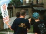 Still talking to the cops, nice shot of my sign.